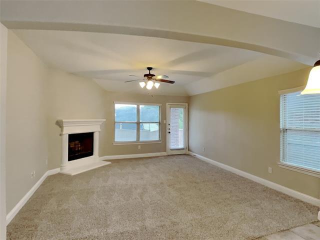 Building Photo - 405 Bentley Dr