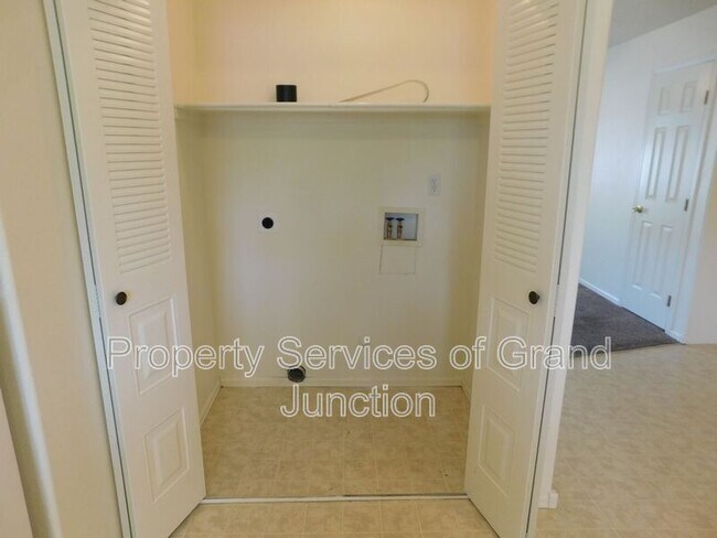 Building Photo - 429 Pendleton St