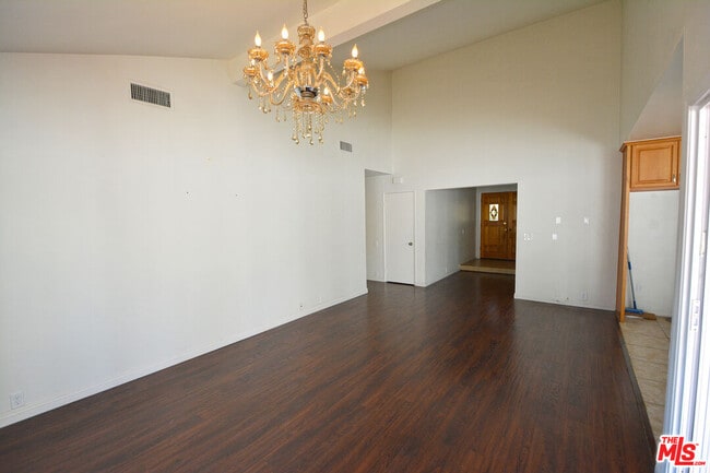 Building Photo - 3025 Morningside Dr