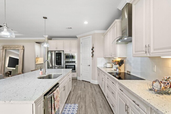 Building Photo - 106 Hibernate Way