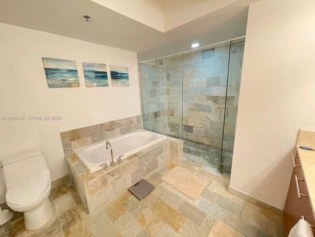 Building Photo - 2681 N Flamingo Rd