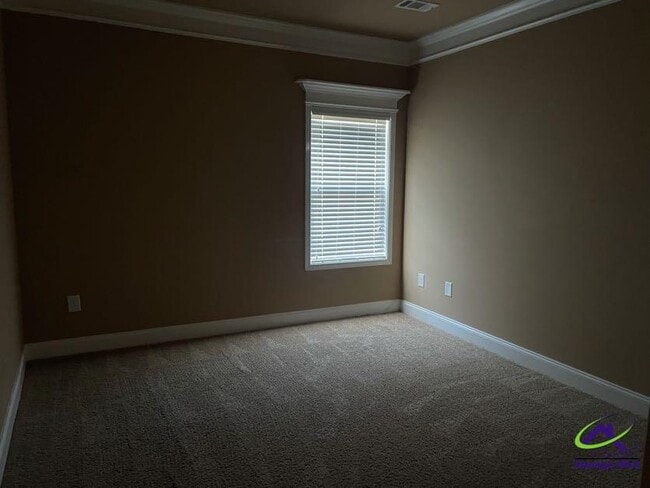 Building Photo - 121 Regency Ct