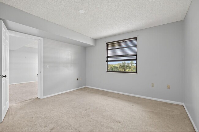 Building Photo - 3507 Village Blvd