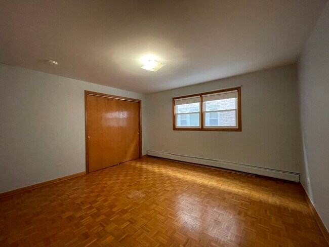 Building Photo - 8645 W Summerdale Ave