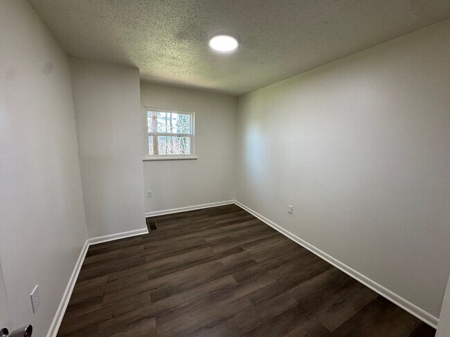Building Photo - Towneview Estates