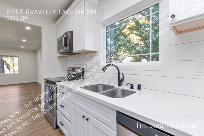 Building Photo - 8947 Gravelly Lake Dr SW