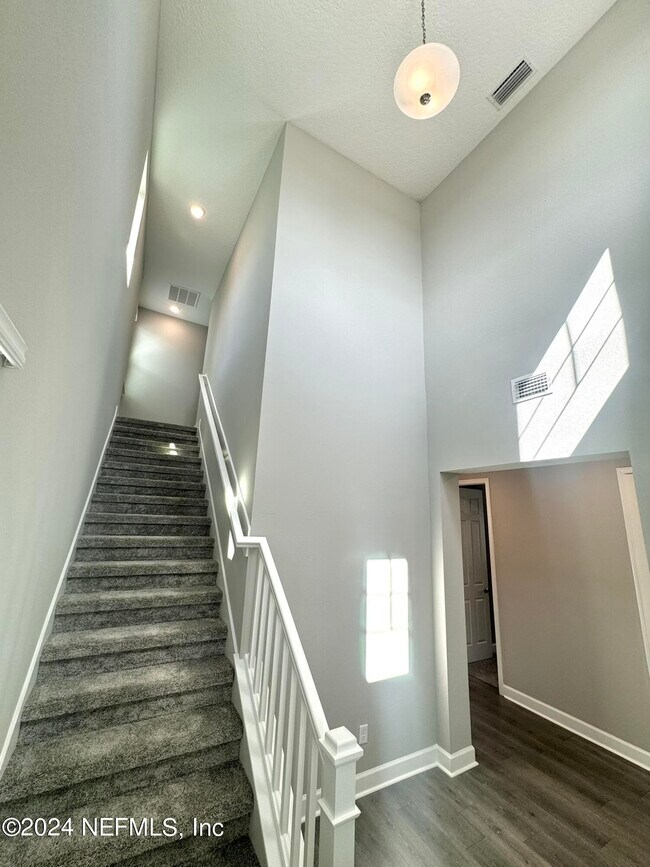 Building Photo - 29 Cedar Elm Wy