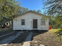 Building Photo - Ready for move in