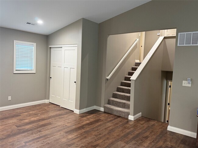 Building Photo - 243 Winter Wheat Dr