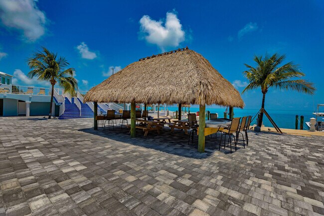 Building Photo - 10877 Overseas Hwy