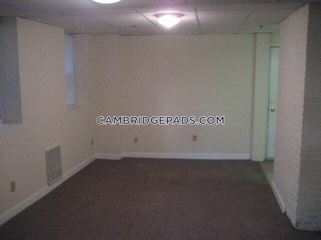 Building Photo - 1622 Massachusetts Ave