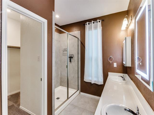 Building Photo - 2804 Bursera Ln