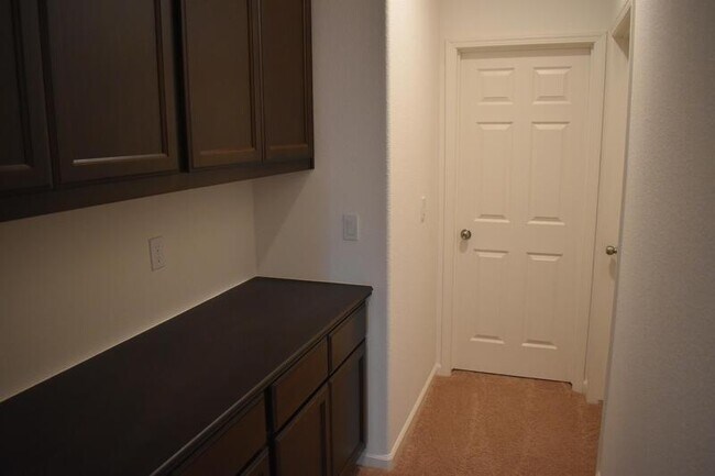 Building Photo - 1441 Bianchi Ln