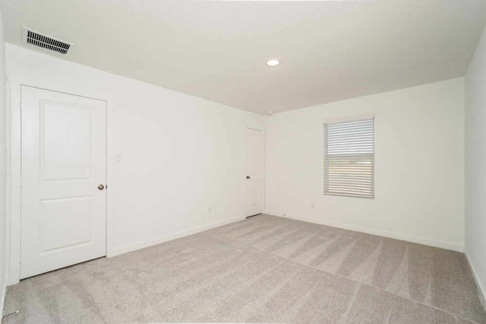 Building Photo - 15546 Crescent Pne