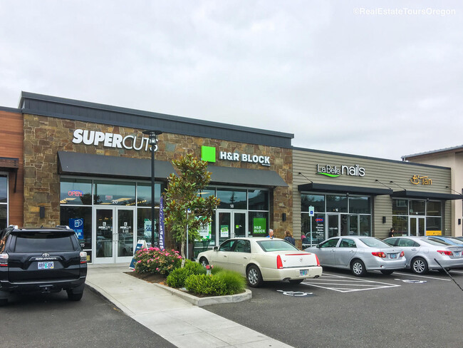 Building Photo - Updated & Stylish 1-Bedroom Condo with Top...