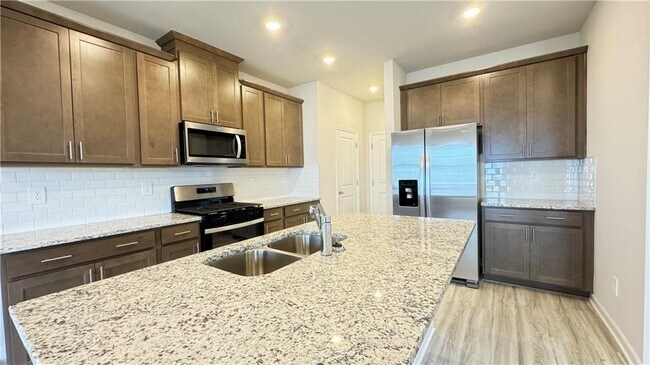 Building Photo - 694 Gabby Pt