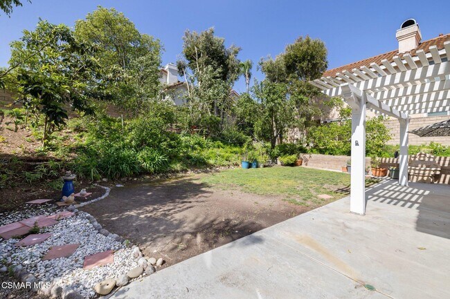 Building Photo - 658 Elevar Ct