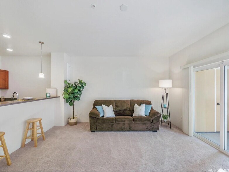 Building Photo - 458 Manawai St