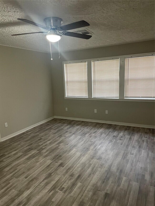 Building Photo - 4038 Erby St