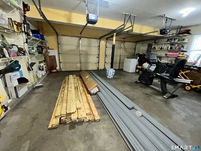 Building Photo - 39 Asia Cir