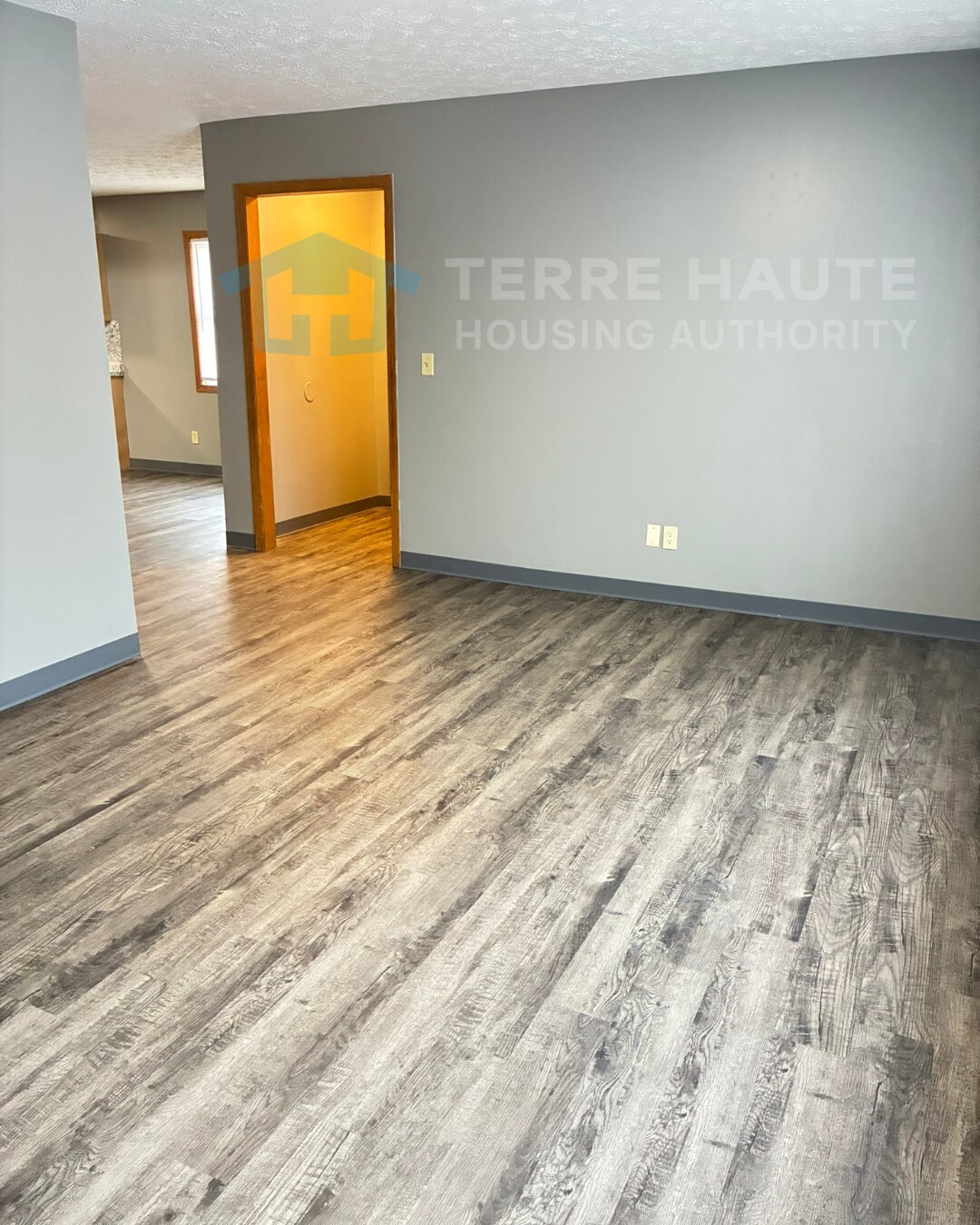 Family Room View 2 - 1919 Tippecanoe St