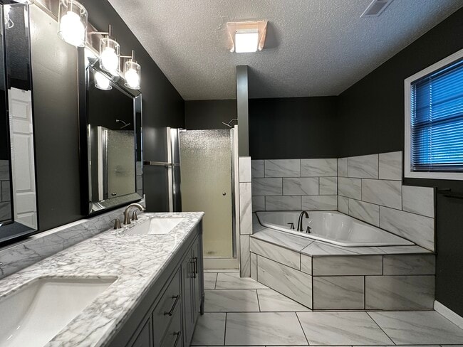 Building Photo - 1103 Prestwick Point