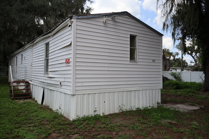 Building Photo - 185 Jonna St