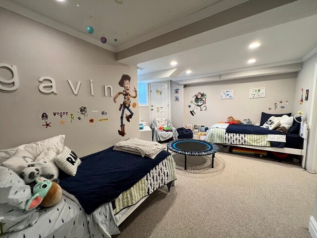 Building Photo - 3616 N Bosworth Ave