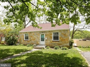 Building Photo - 1508 S Loudoun St