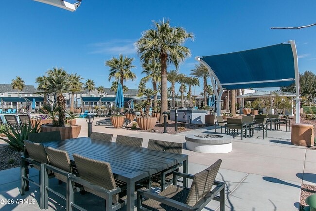 Building Photo - 2019 N Marketside Ave