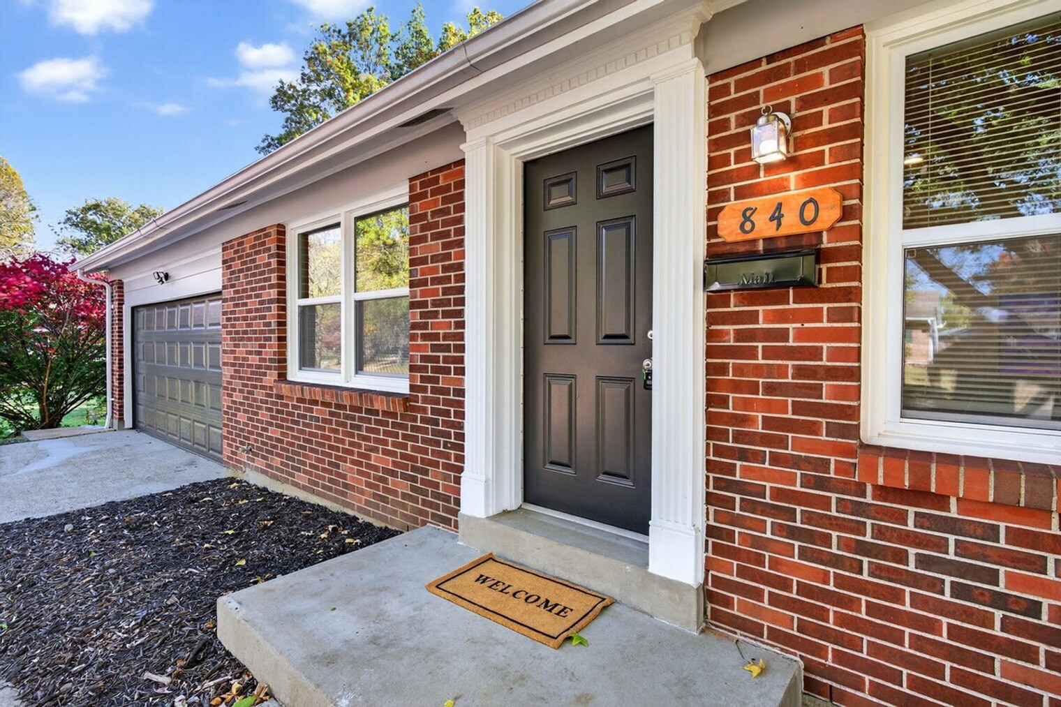 Building Photo - 1415 Lindsay Ln