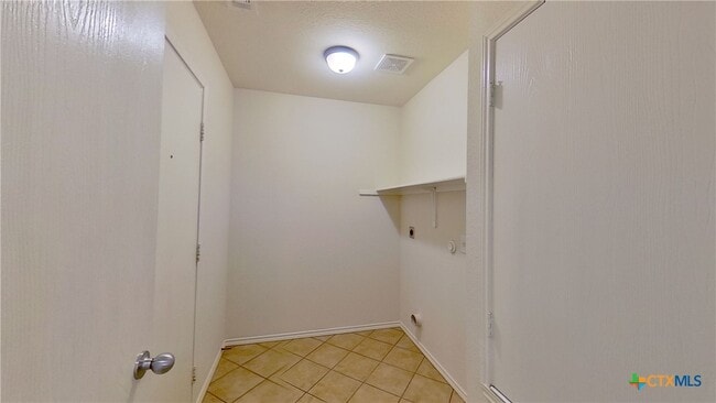Building Photo - 105 Fishbaugh Ln