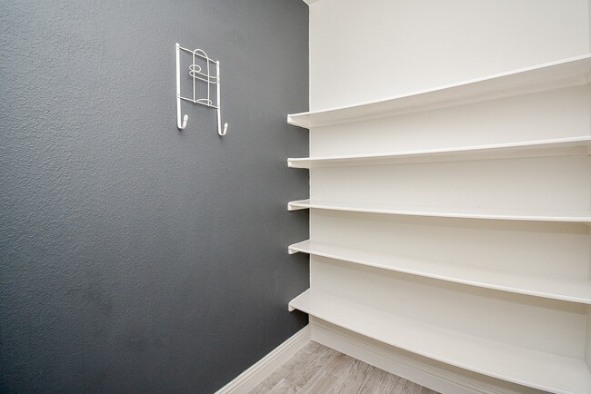 Building Photo - 7519 Muley Ln
