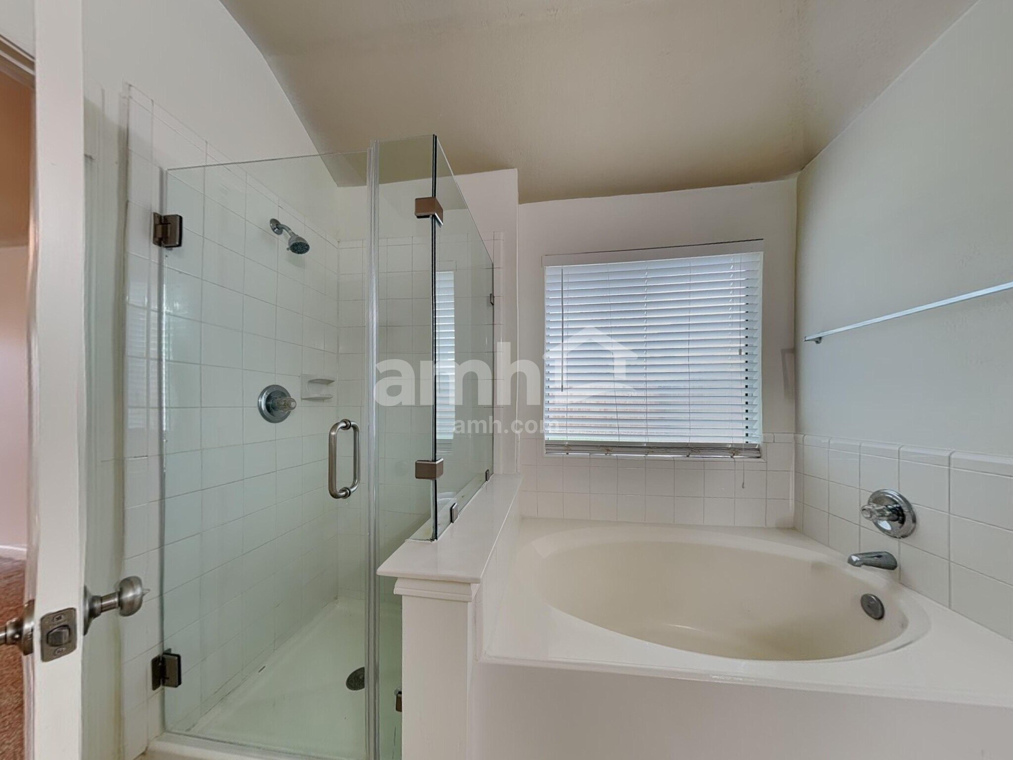 Building Photo - 16518 Barker Ranch Ct