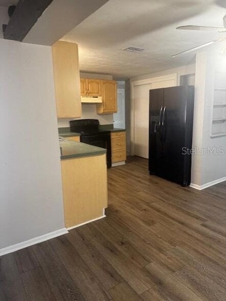 Building Photo - 3741 Kingsbury Dr