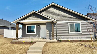 Building Photo - 11595 N Railway Ave