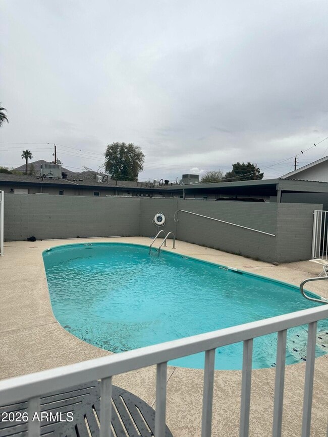 Building Photo - 2525 N 52nd St