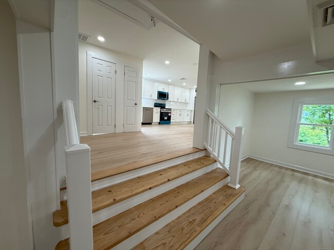 Building Photo - 181-137 CT-37
