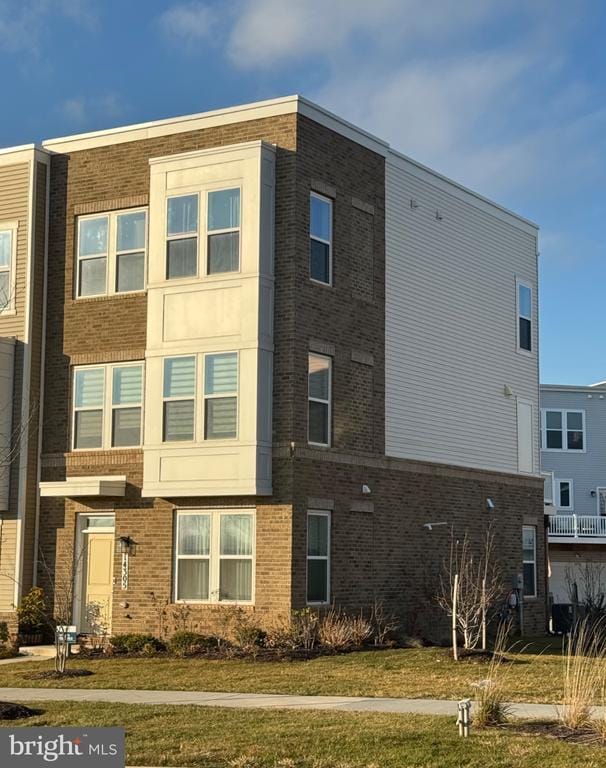 Building Photo - 14305 Dowitcher Wy