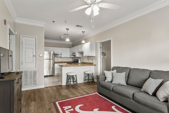 Building Photo - First Floor Capstone Quarters Available Fall 2026