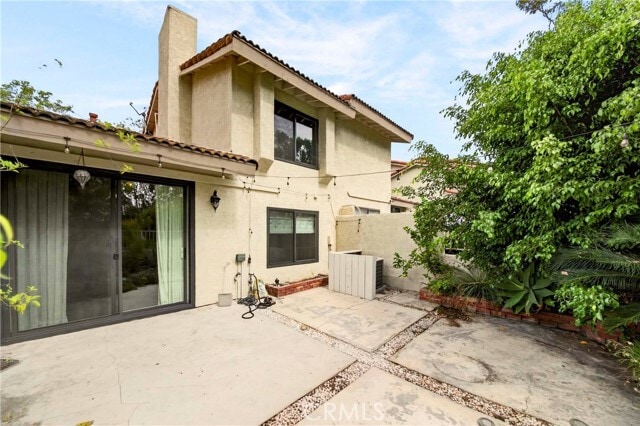 Building Photo - 1034 Creekside Dr