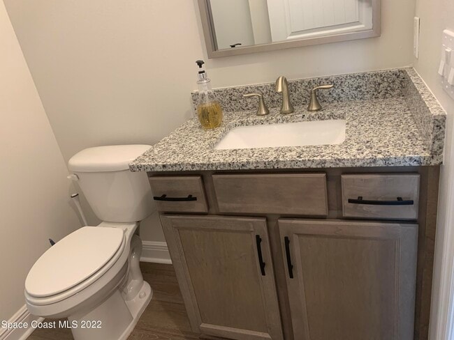 Building Photo - 1893 Killian Dr