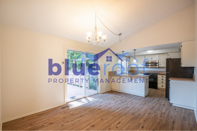 Building Photo - 13920 SW Tennessee Ln