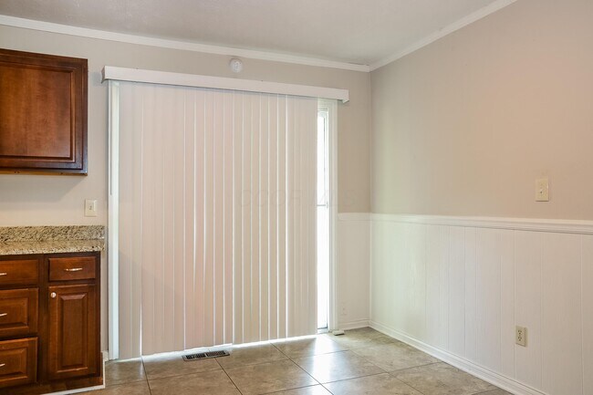 Building Photo - 2775 Fleet Rd