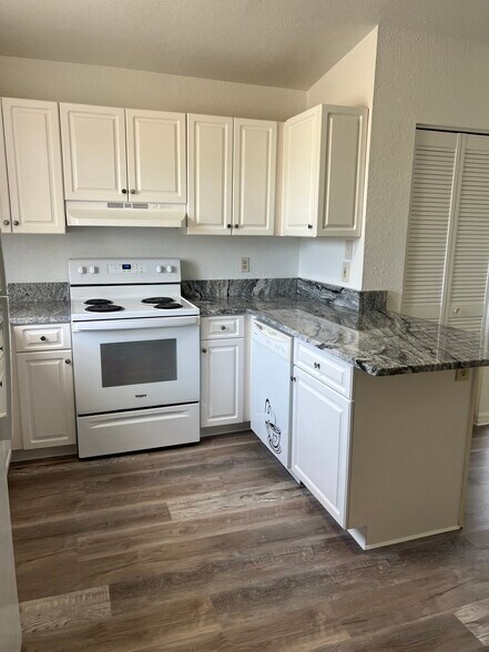 Building Photo - 10770 US Hwy 19 N