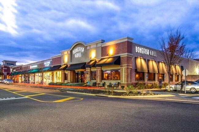 Building Photo - 521 Caddy Aly