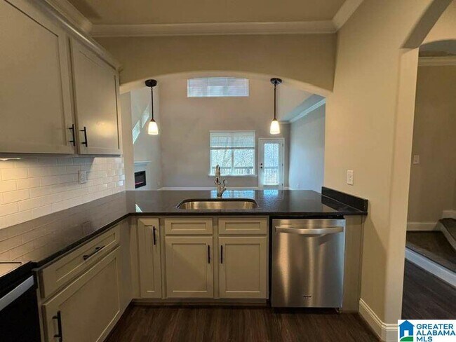 Building Photo - 4411 Lennox Pl