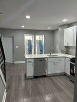 Building Photo - 1549 S Lecount St