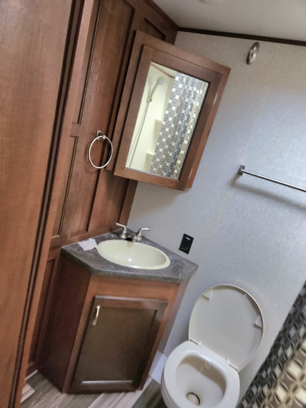 Building Photo - 315 Fairplay Rd