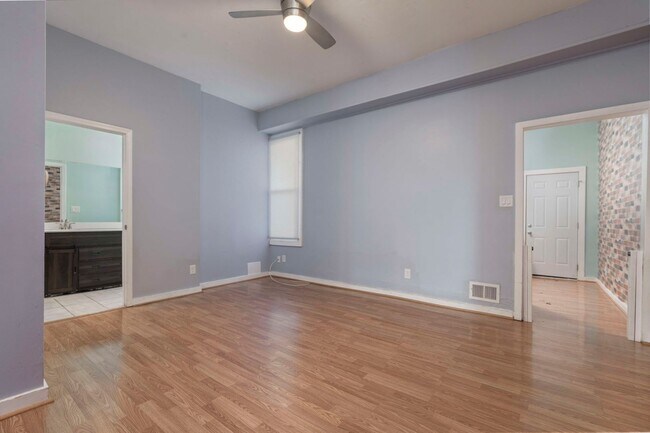 Building Photo - 522 Zane St